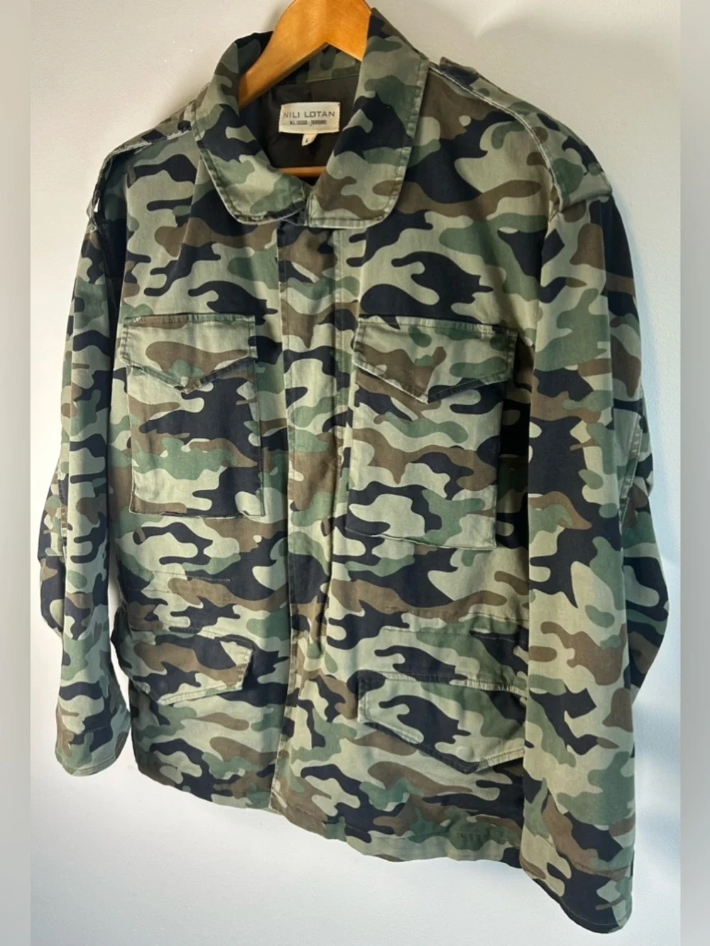 Nili Lotan Jackie Camouflage Army Barn Jacket Women’s Size L NWOT MSRP $895 - Picture 4 of 11